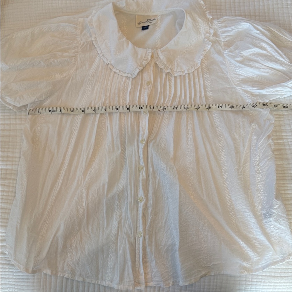 Universal Thread White Eyelet Ruffled Collar Blou… - image 4